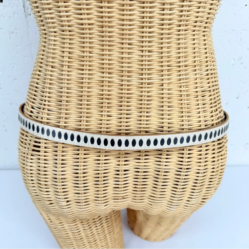 Fossil Women’s Size Medium Cream Thin Studded Leather Belt